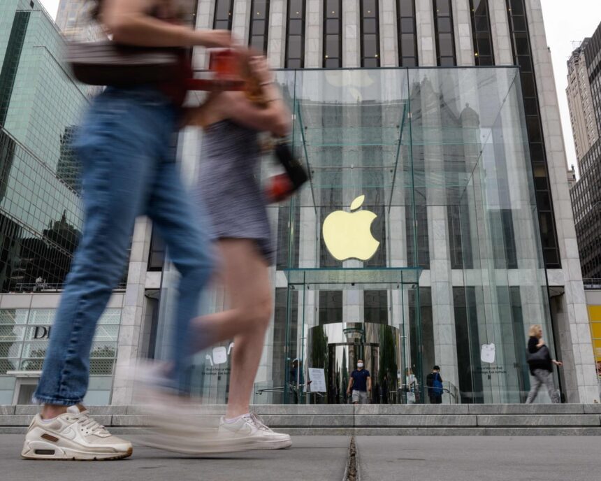 Filiala Apple amendată de guvernul britanic pentru încălcarea sancțiunilor împotriva Moscovei 51 apple subsidiary fined by uk government over moscow sanctions breach 69caa2d8d9369