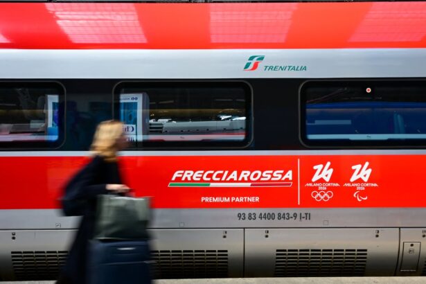almost half of eus busiest flight routes are hard or impossible to book on trains report 69e729e467742