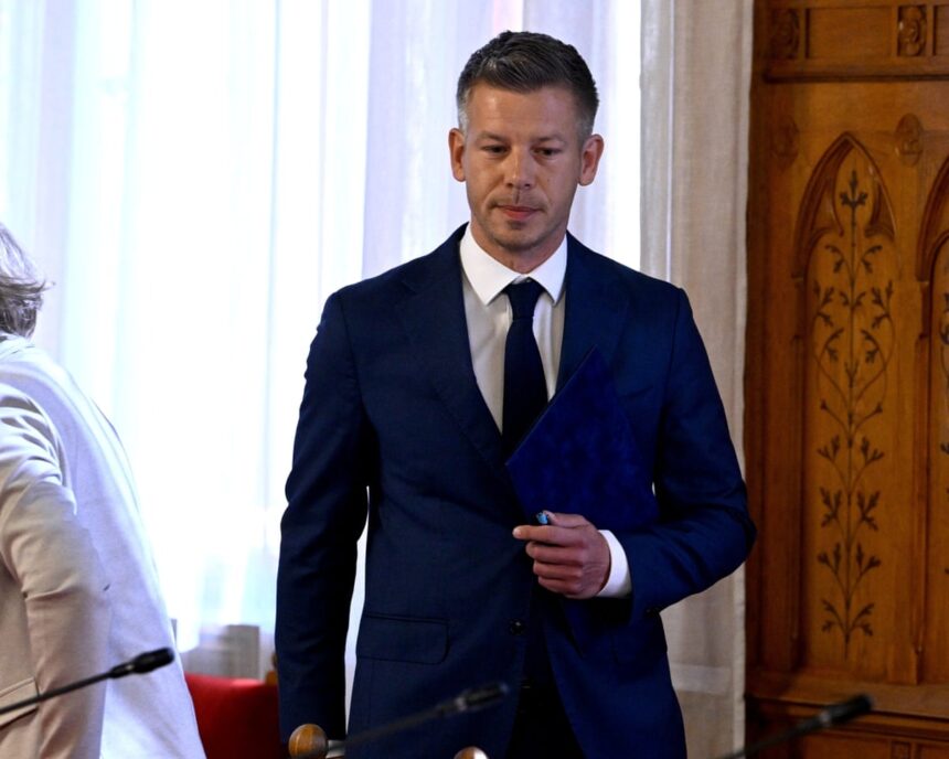 Oficiali europeni sosesc în Ungaria pentru discuții importante cu guvernul maghiar 51 eu officials arrive in hungary for high stakes talks with magyars government 69e235f7cd80f