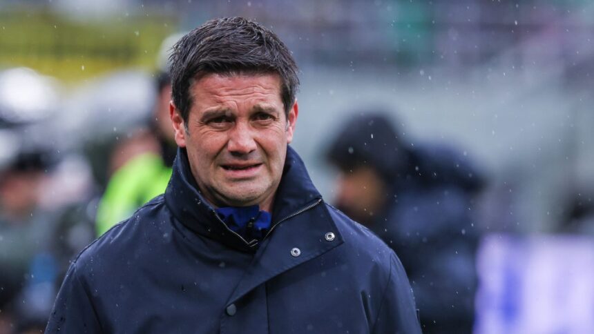 Fotbalistul dorit de Chivu la Inter, eliminat pentru un comportament inacceptabil 51 fotbalistul dorit de chivu la inter eliminat dupa ce si a lovit un adversar in zona intima 69d0f30be5611