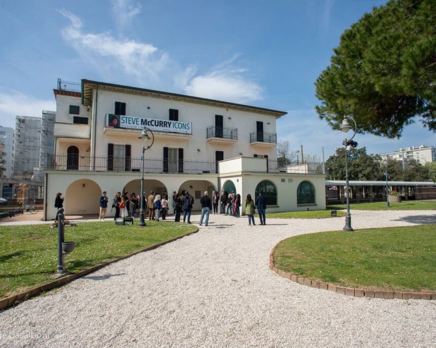 Consiliul italian achiziționează vila lui Mussolini pentru a o proteja de nostalgici fascști 51 italian council buys mussolinis villa to keep it away from fascist nostalgics 69d0c639b8f20