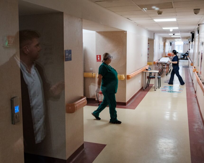 România are cele mai multe cazuri de rujeolă din UE din cauza scăderii vaccinării 51 its a powder keg romania leads eu measles cases as vaccination rates collapse 69e32d30a5794