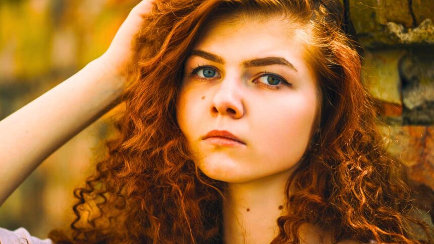 Copiii crescuți în conflicte dezvoltă 11 obiceiuri de autoapărare ca adulți 51 kids who grow up surrounded by conflict often have these 11 self protective habits as adults 69d64bfc7b306
