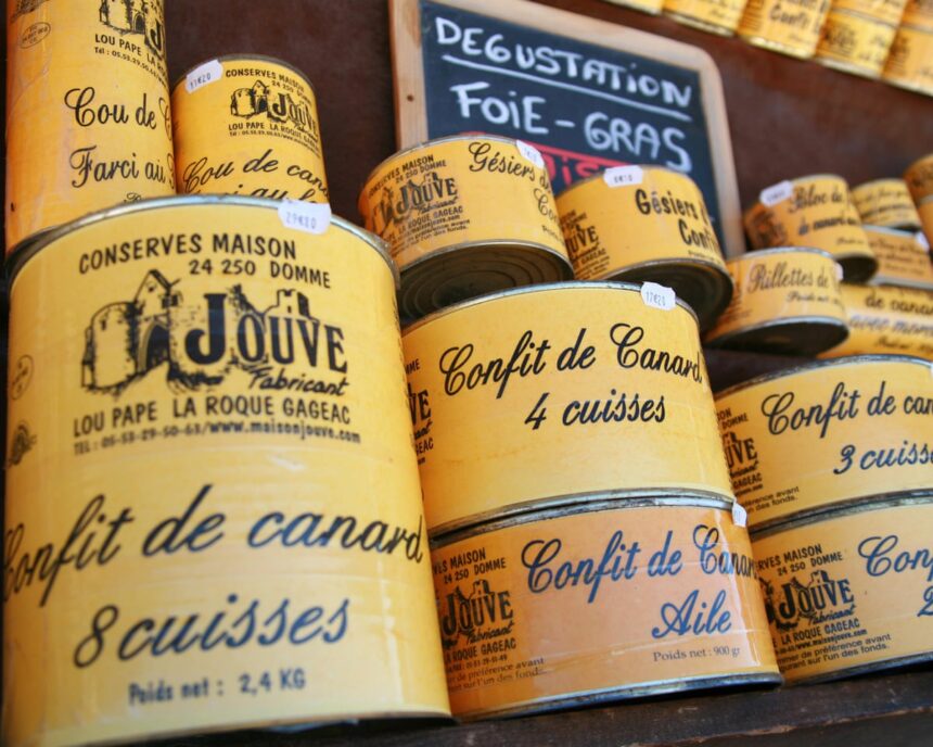 Labour renunță la interzicerea foie gras-ului și a blănurilor pentru a facilita acordul comercial cu UE 51 labour to back down on foie gras and fur bans to ease eu trade deal 69d2884056865