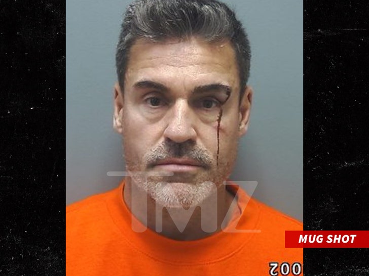 lindsie chrisleys boyfriend bleeding in aggravated assault mug shot 69dcfa9cb83c6