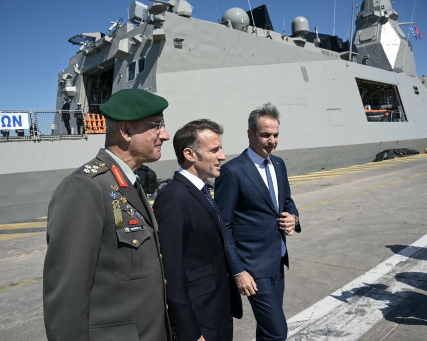 Macron afirmă că clauza de apărare comună a UE nu este doar o formalitate 51 macron says eus mutual defence clause not just words 69ed8f091a476