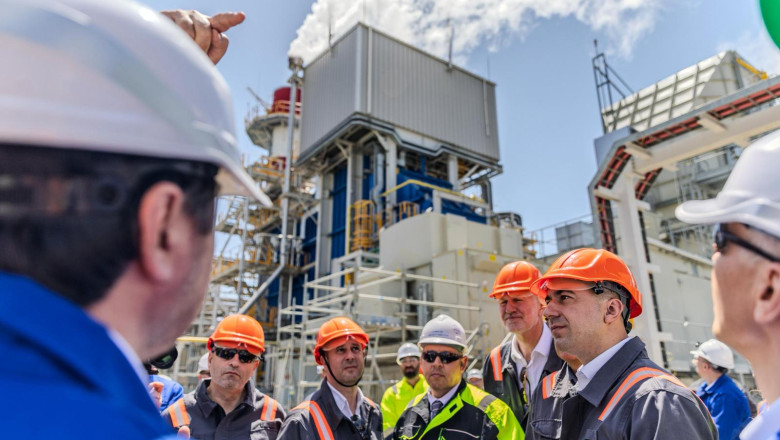 Ministrul Energiei: Rafinăria Petromidia, responsabilă pentru 27% din consumul de carburanți, a reluat activitatea maximă 51 ministrul energiei rafinaria petromidia care acopera 27 din consumul de carburanti si a reluat activitatea la capacitate