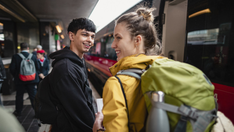 Tinerii de 18 ani din România pot călători gratuit în Europa prin DiscoverEU, cu anumite condiții 51 tinerii de 18 ani din romania pot calatori gratuit in europa prin programul discovereu ce conditii trebuie indeplinite 69d884d15656e
