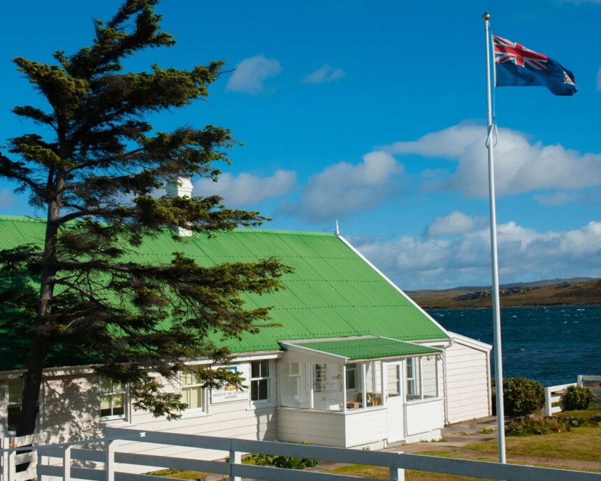 Poziția Regatului Unit față de Falklandele nu se va schimba, afirmă nr. 10 51 uk position on falklands will not change no 10 says after leaked pentagon memo 69eb7d4f59f38