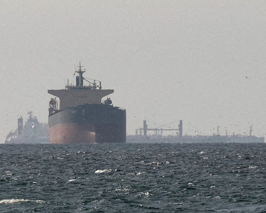 Statele Unite se așteaptă să impună o blocadă navală asupra porturilor iraniene 51 us expected to start naval blockade of iranian ports after deadline passes 69dd33e9a41b3