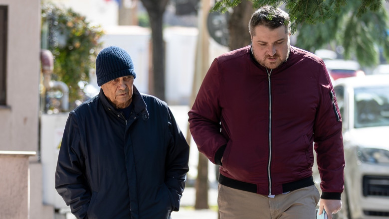 Jurnalistul care l-a intervievat pe Mircea Lucescu dezvăluie detalii despre întâlnire 51 video s a simtit rau si a pierdut kilograme jurnalistul care i a luat ultimul interviu lui mircea lucescu povesteste culisele intalnirii 69dbca7fbe84d