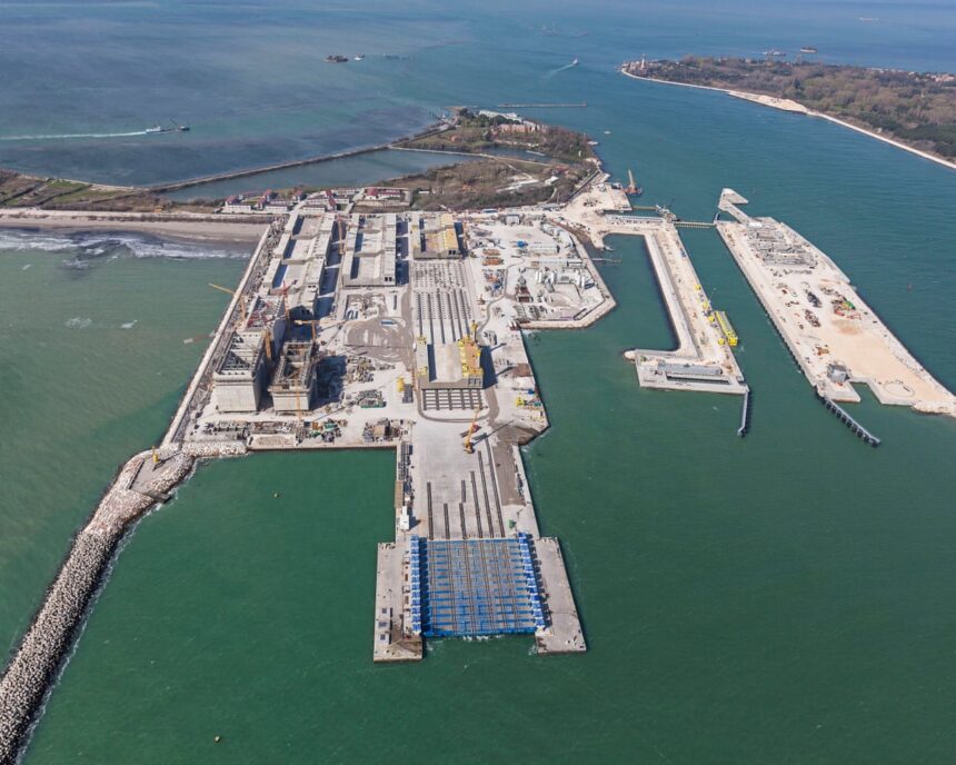 we cant wait venice already seeking floods plan b five years after barriers launch 69e3e8b83725f