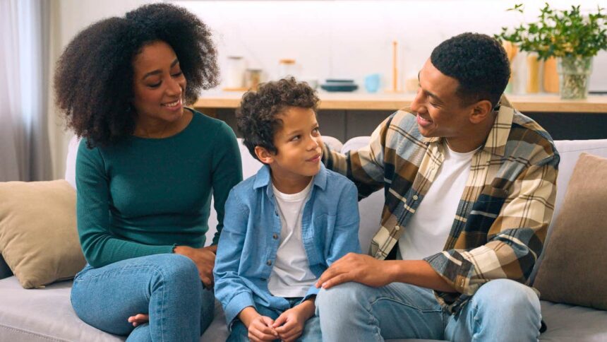 11 minciuni despre viața de adult pe care părinții le spun copiilor lor 51 11 straight up lies parents tell their kids about grown up life 6a1739c489da0