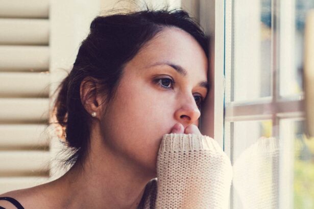4 unexpected signs of depression that dont feel like depression at all 6a09d1eba9616