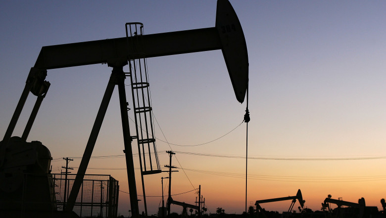 Companiile care profită masiv de pe urma războiului din Iran 51 companiile care castiga miliarde de dolari de pe urma razboiului din iran patru sectoare cu profituri uriase si rapide 69feb25f78f42