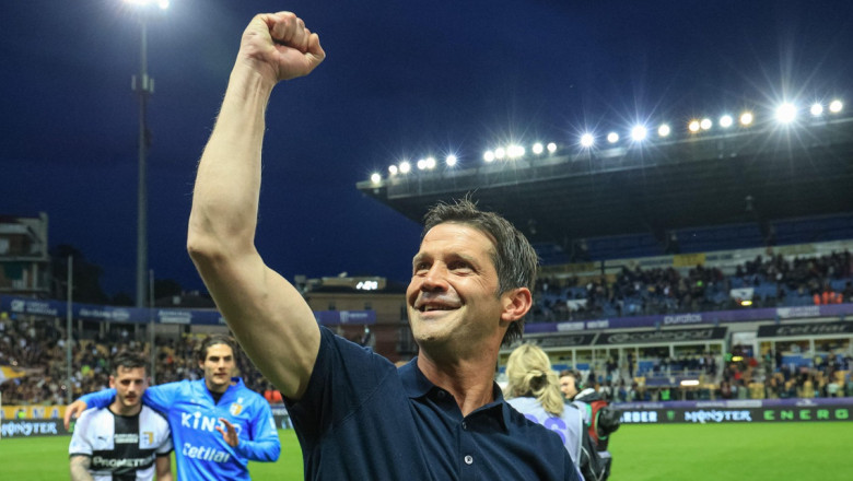cristi chivu dupa ce inter milano a castigat campionatul italiei cum sarbatoresc o tigara mesaj pentru jucatori 69f8cf344e9d4