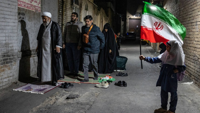 „Viața iranienilor în criza economică: inflație de peste 53% și prețuri în creștere la alimente” 51 cumparam doar paine si cartofi cum a schimbat razboiul viata iranienilor inflatie de peste 53 si alimente tot mai scumpe 6a054e71c8855