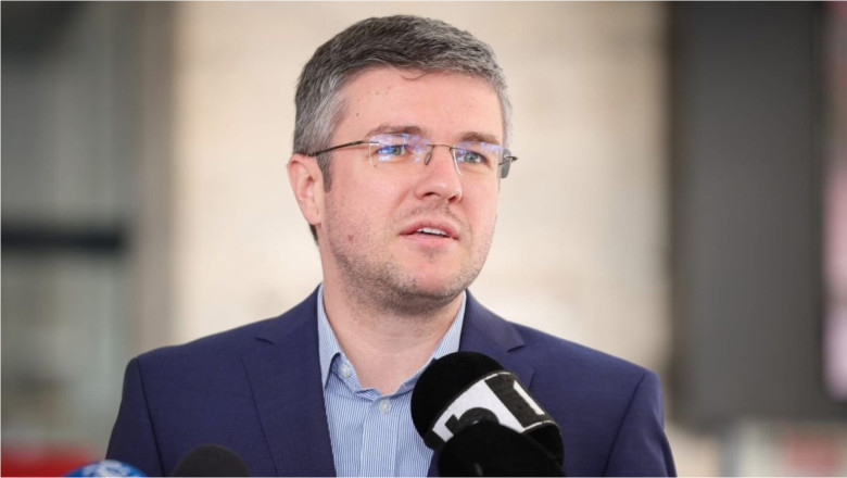 Darău clarifică controversele legate de OUG pentru SAFE: „Programul nu este vulnerabilizat, Parlamentul poate interveni rapid” 51 exclusiv darau despre controversele din jurul oug privind safe nu este vulnerabilizat programul parlamentul poate interveni rapid 6a032646993e5