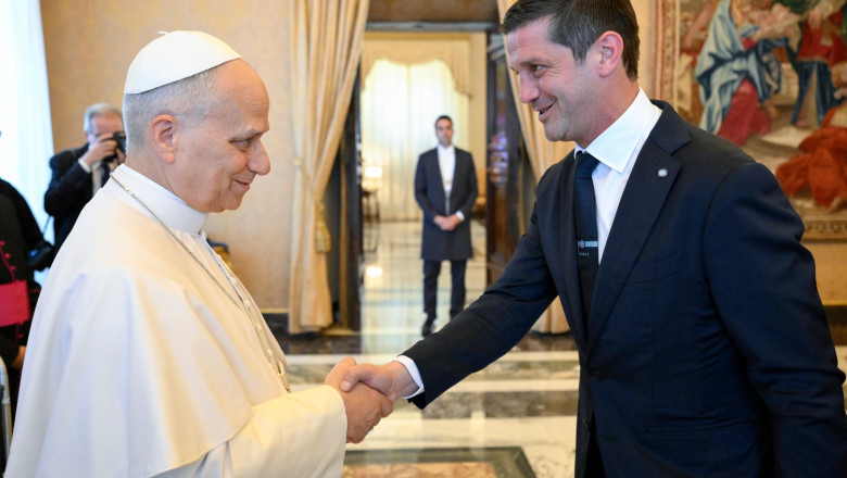 foto cristi chivu si campionii de la inter au fost primiti de papa leon mesajul transmis de suveranul pontif fotbalistilor 69ff632d965ac