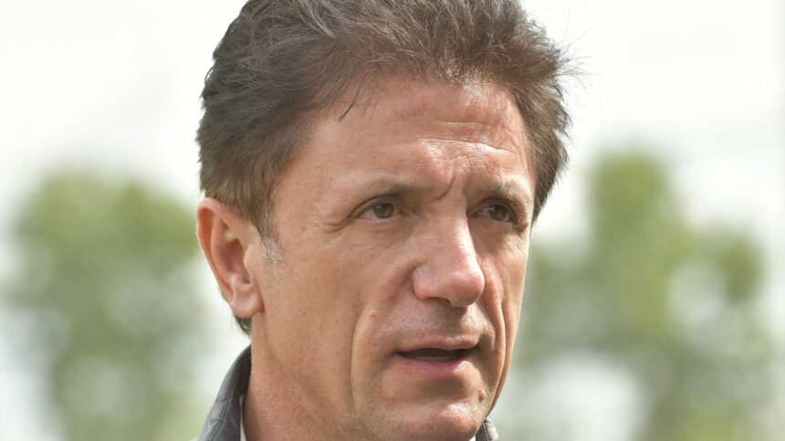 Gică Popescu, mesaj emoționant după pierderea unei persoane dragi: „Un gol imposibil de umplut” 51 foto gica popescu mesaj sfasietor dupa decesul unei persoane importante din viata sa un gol pe care nu l voi mai putea umple 6a1aff4e6c096
