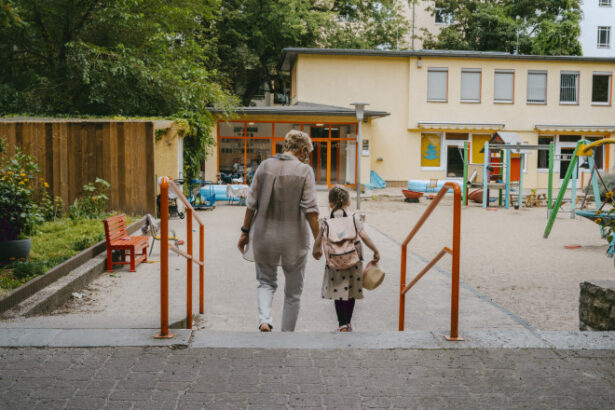 incep inscrierile la cresa si gradinita pentru anul scolar 2026 2027 cand se afiseaza lista copiilor admisi si grupele formate 6a12874acd2d7