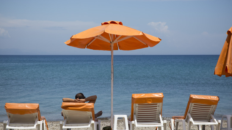 Un turist german a câștigat 1.000 de euro după ce nu a găsit șezlonguri într-un hotel din Grecia 51 razboiul prosoapelor un turist german a fost despagubit cu 1 000 de euro dupa ce nu a gasit sezlonguri la un hotel din grecia 6a02a7f92ad7b