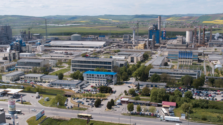 Romgaz se apropie de preluarea Azomureș, afirmă Ilie Bolojan 51 romgaz tot mai aproape de preluarea azomures ilie bolojan salvam industria nationala de ingrasaminte chimice 69fc1d56e6a27
