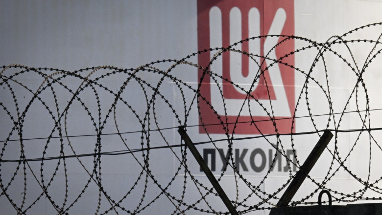 SUA prelungește termenul pentru vânzarea activelor internaționale Lukoil. Care este noua dată 51 sua extind termenul limita pentru vanzarea activelor internationale ale lukoil care este data anuntata 6a1c889544e3c