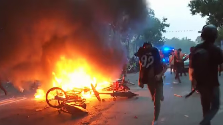 Arestări în Franța după victoria lui Paris Saint-Germain în finala Ligii Campionilor 51 video sute de arestari in franta dupa victoria echipei paris saint germain in finala ligii campionilor violentele fusesera anticipate 6a1c4210cd031