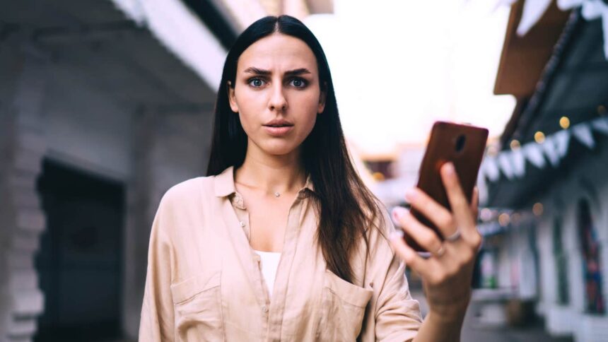 Semnele că odrasla ta adultă a redus contactul cu tine 51 youll know your adult child is quietly going low contact if these 11 things start happening 6a090dc06d072