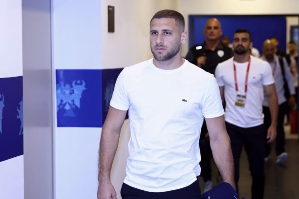 atacantul ofertat de fcsb a decis ultimul mare contract al carierei 6a2a60c9201e5