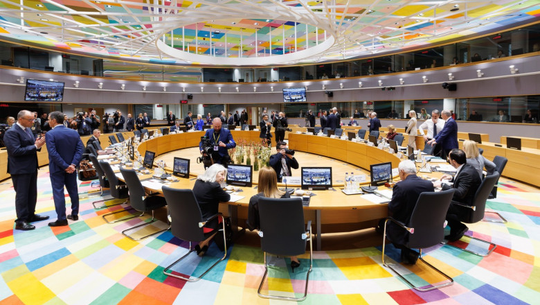 Bruxelles-ul ia măsuri pentru a preveni un nou șoc bancar în UE 51 bruxelles ul se pregateste pentru un posibil nou soc bancar ue cauta solutii pentru lichiditatile institutiilor de credit 6a3250560e149