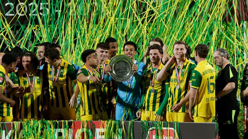 Câștigător în liga secundă, coleg cu Darius Olaru! Ce fundaș vrea să aducă Union SG 51 campion in liga secunda coleg cu darius olaru cu ce fundas negociaza union sg 6a378fcc3c562