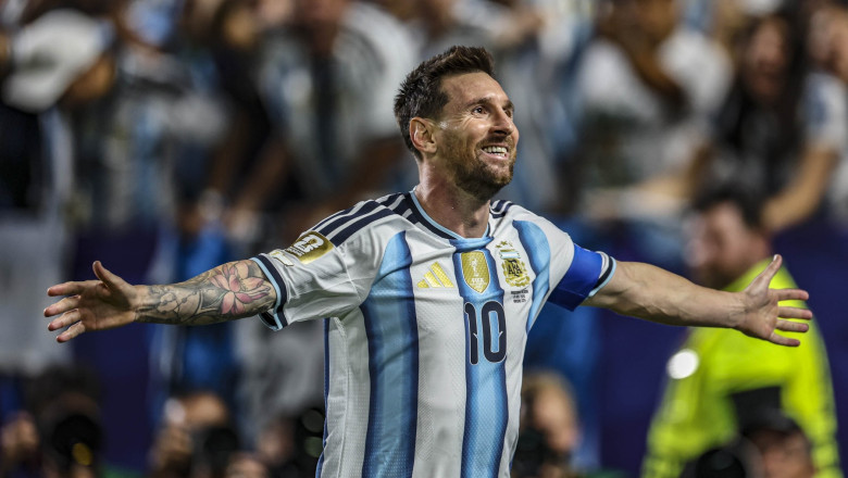 Argentina învinge Iordania în meciul arbitrat de István Kovács, cu un gol marcat de Messi 51 cm 2026 argentina a invins iordania intr un meci arbitrat de istvan kovacs in care messi a mai dat un gol 6a40b959638d2