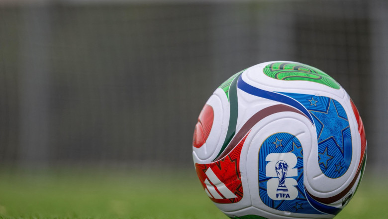 CM 2026: Fanii pot avea numele afișate pe ecrane pentru 79 de dolari 51 cm 2026 pentru 79 de dolari inaintea meciurilor fanii isi vor vedea numele afisate pe ecrane gigantice 6a2865e3a52bd