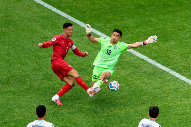 cm 2026 ronaldo a rupt blestemul a dat doua goluri in victoria la scor a portugaliei cu uzbekistan 5 0 6a3b6fcc37af3