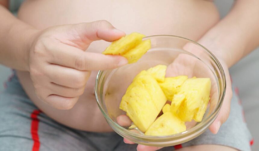 Consumul de ananas și travaliul: adevăruri și mituri de care trebuie să știi 51 consumul de ananas si declansarea travaliul ce e mit si ce e realitate 6a295329e66c7