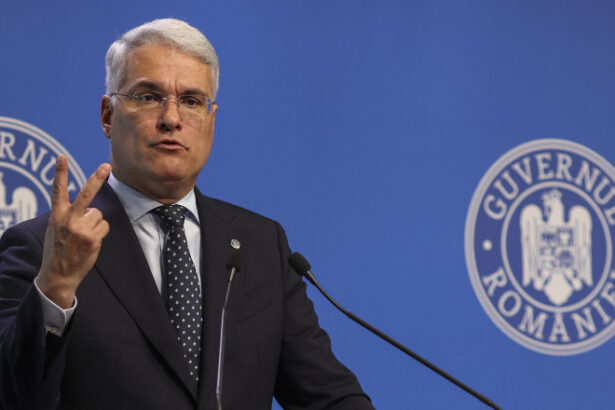 dragos pislaru dupa discutiile cu sindicatele noua lege a salarizarii nu este batuta in cuie vom face corectiile necesare 6a296580618ef