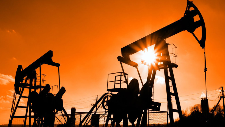 Acordul SUA-Iran: ieftinirea petrolului și creșterea burselor asiatice, analizate de experți 51 efecte imediate dupa acordul sua iran petrolul se ieftineste iar bursele asiatice cresc ce spun