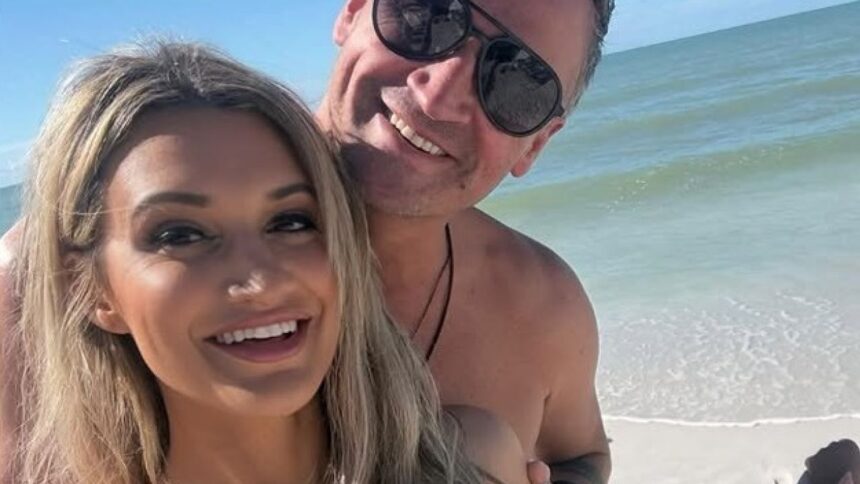 Ryan Lochte și Molly Gillihan au confirmat vestea: „Este adevărat” 51 galerie foto ryan lochte si molly gillihan au facut anuntul este adevarat 6a363e43587ec