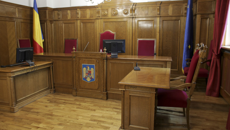 Grefierii decid suspendarea protestelor începute la sfârșitul lunii mai 51 grefierii anunta ca suspenda protestele incepute la finalul lunii mai 6a27e9d004608