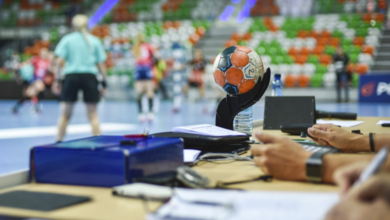 CSM București și Gloria Bistrița, adversare în grupele Ligii Campionilor la handbal feminin 51 handbal feminin csm bucuresti si gloria bistrita si au aflat adversarele din grupele ligii campionilor 6a3edd6db96ee