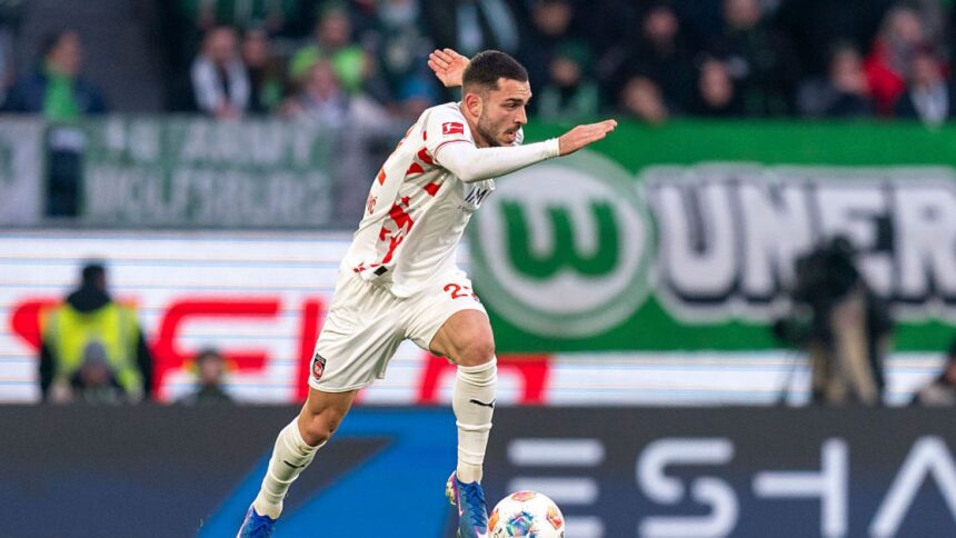 Ibrahimović ar putea semna cu PSV Eindhoven, în locul lui Dennis Man 51 ibrahimovic poate ajunge la psv eidhoven pe postul lui dennis man 6a24fea20d6d2