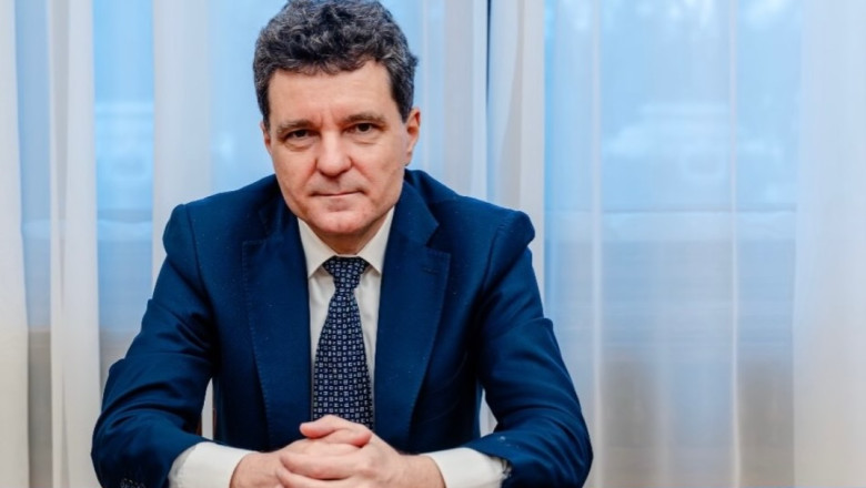 Nicușor Dan: „Reducerea emisiilor de carbon e esențială, dar fără presiuni exagerate” 51 nicusor dan despre tranzitia la o economie mai verde e important sa reducem emisiile de carbon dar fara presiuni