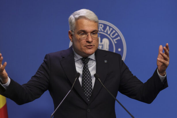 o lege a salarizarii nu se scrie doar cu sindicatele dragos pislaru anunta consultari publice pe proiect intr un live pe facebook 6a285597b6003