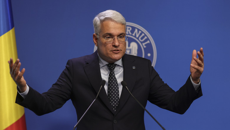 „Dragoș Pîslaru anunță consultări publice pentru legea salarizării, fără sindicate” 51 o lege a salarizarii nu se scrie doar cu sindicatele dragos pislaru anunta consultari publice pe proiect intr un live pe facebook 6a285597b6003