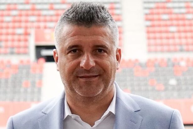 oficial curatenia de vara la hermannstadt incepe de sus dupa dorinel munteanu acum a venit randul lui daniel niculae 6a2277c361da3