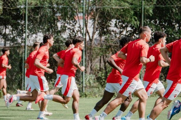 oficial lotul lui dinamo pentru cantonamentul din polonia noutatile lui nuno campos 6a34ecc92625b