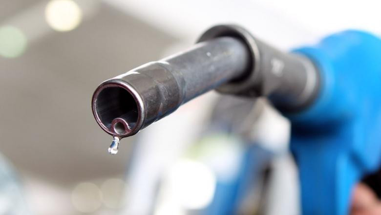 Plafonarea prețului la motorină se încheie pe 1 iulie, PSD acuză PNL de blocaj 51 plafonarea pretului la motorina expira de la 1 iulie psd acuza pnl ca a blocat prelungirea masurii 6a43a7603823b