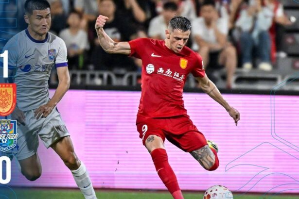 video un fotbalist roman face spectacol in china gol de 3 puncte astazi si mvp in lupta pentru titlu 6a40056c67fa9